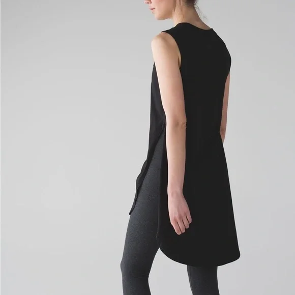 Lululemon Top Womens XS/M Black Breeze By Tunic Split Minimal Gym Active Hiking - Picture 10 of 10